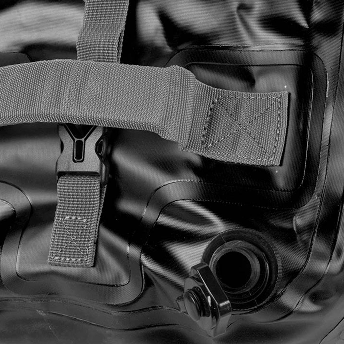 Sac paquetage étanche Barracuda 138 noir